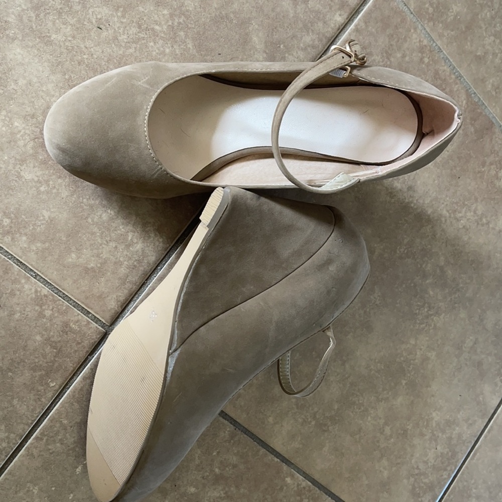 Wedges - Picture 2 of 2